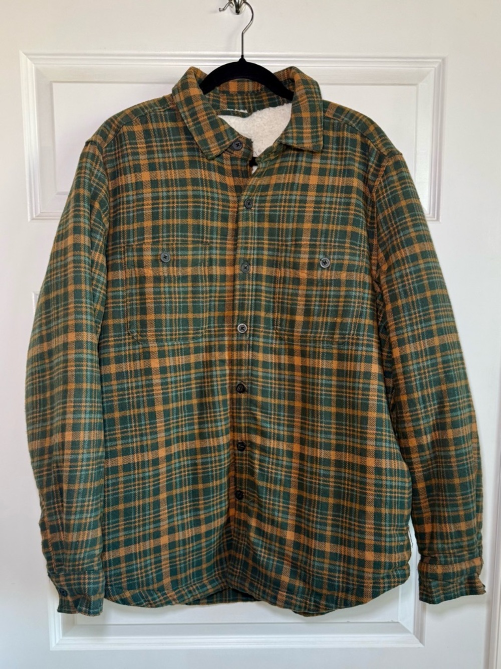Grove & Hollow Rotterdam Plaid Heavyweight Flannel Sherpa-Lined Shirt Jacket